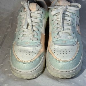 Air Force one pink mint combo. Size 8